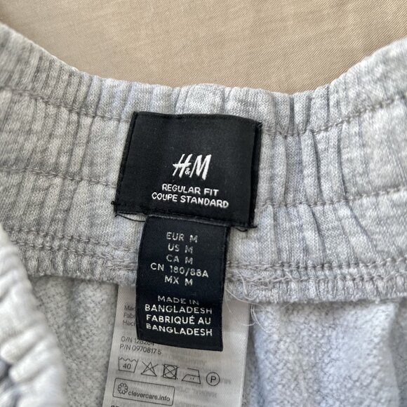 H&M Regular Fit Sweat Pants, Men's Medium, Heather Grey - Picture 2 of 3